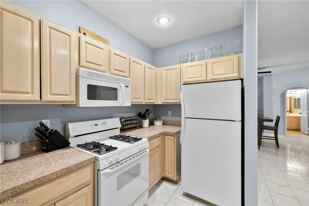 109 Breezy Tree, Las Vegas, NV 89145