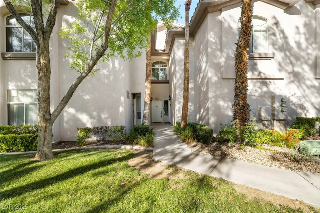 109 Breezy Tree, Las Vegas, NV 89145