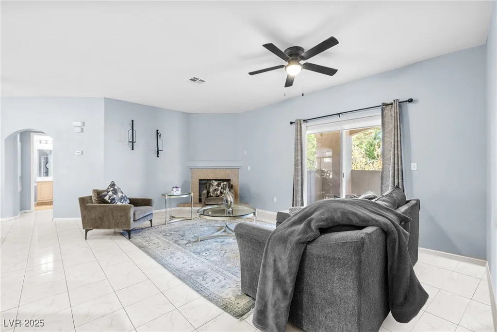 109 Breezy Tree, Las Vegas, NV 89145