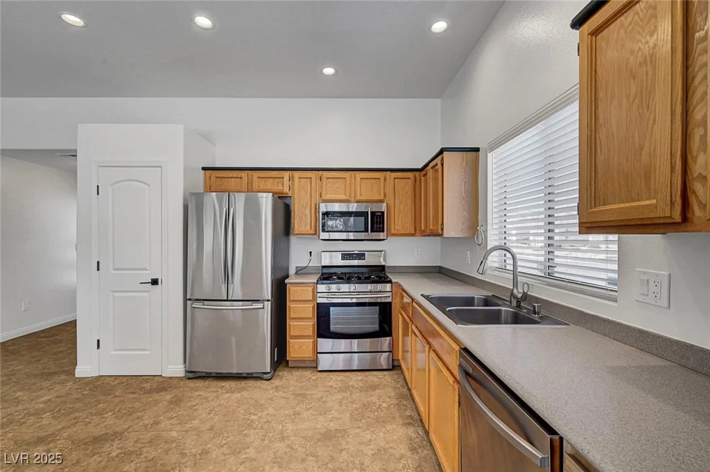 2059 Joy View, Henderson, NV 89012
