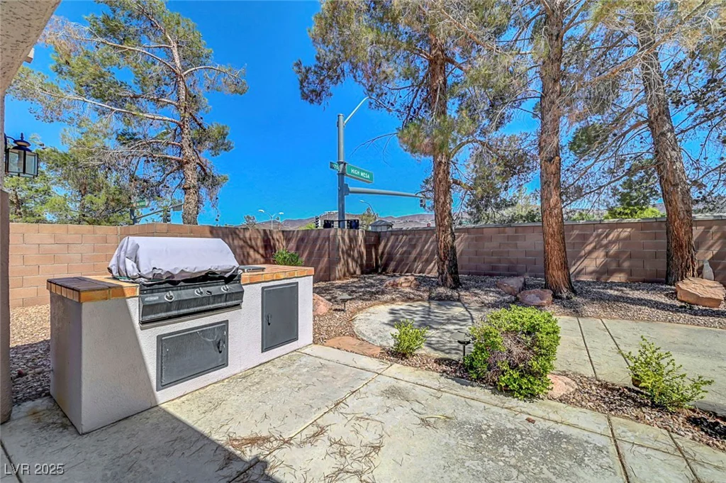 2059 Joy View, Henderson, NV 89012