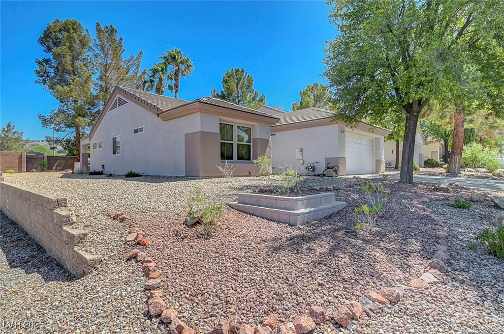 2059 Joy View, Henderson, NV 89012