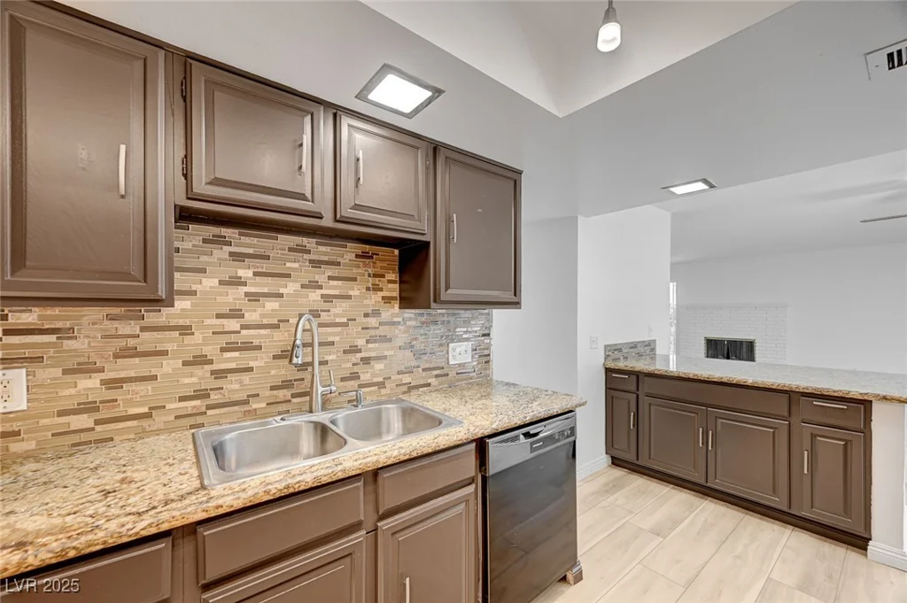 2732 Heritage, Las Vegas, NV 89121
