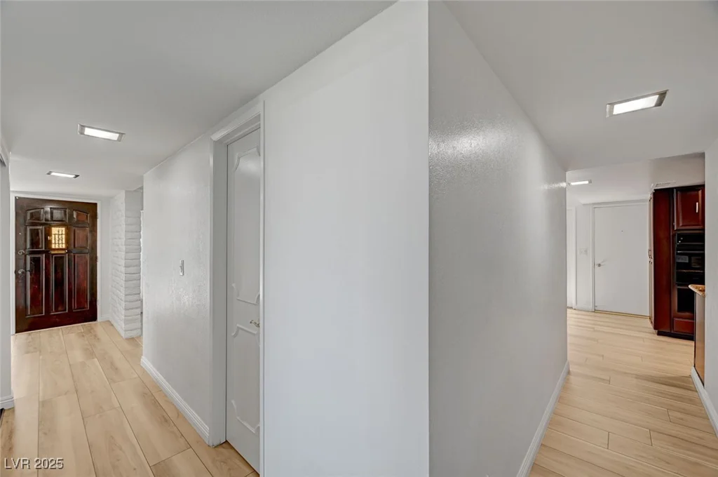 2732 Heritage, Las Vegas, NV 89121