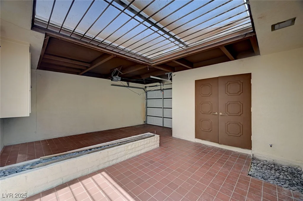 2732 Heritage, Las Vegas, NV 89121