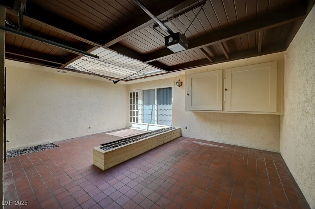 2732 Heritage, Las Vegas, NV 89121