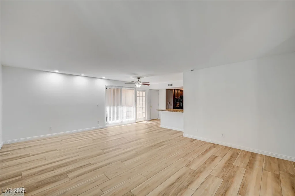 2732 Heritage, Las Vegas, NV 89121