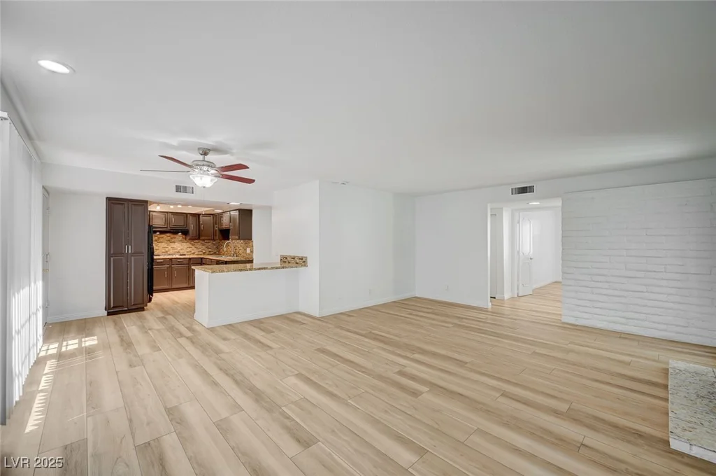 2732 Heritage, Las Vegas, NV 89121