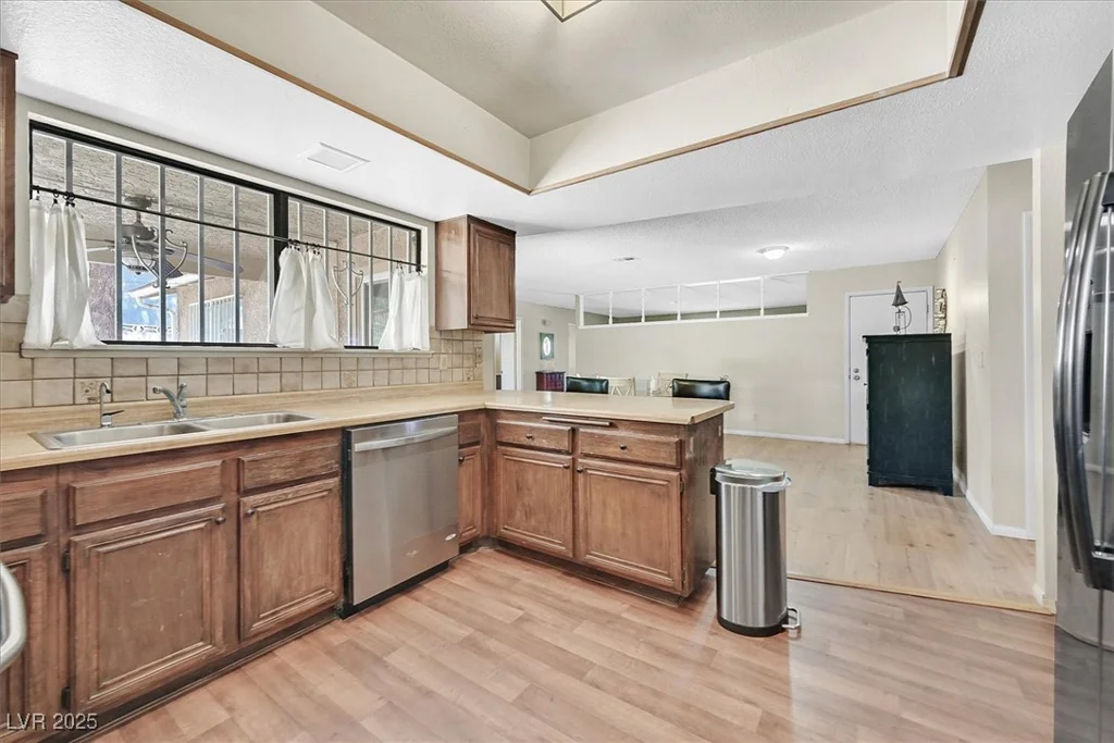7113 Carrondale, Las Vegas, NV 89128