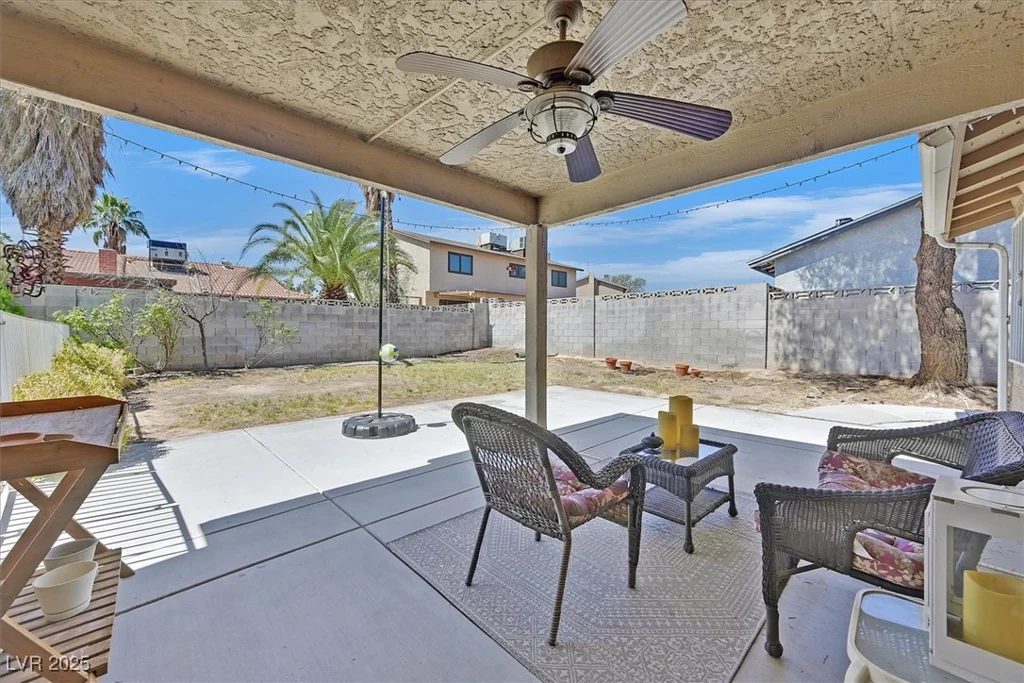 7113 Carrondale, Las Vegas, NV 89128