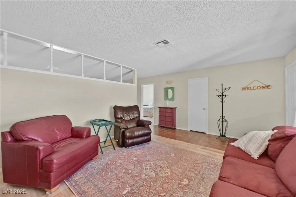 7113 Carrondale, Las Vegas, NV 89128