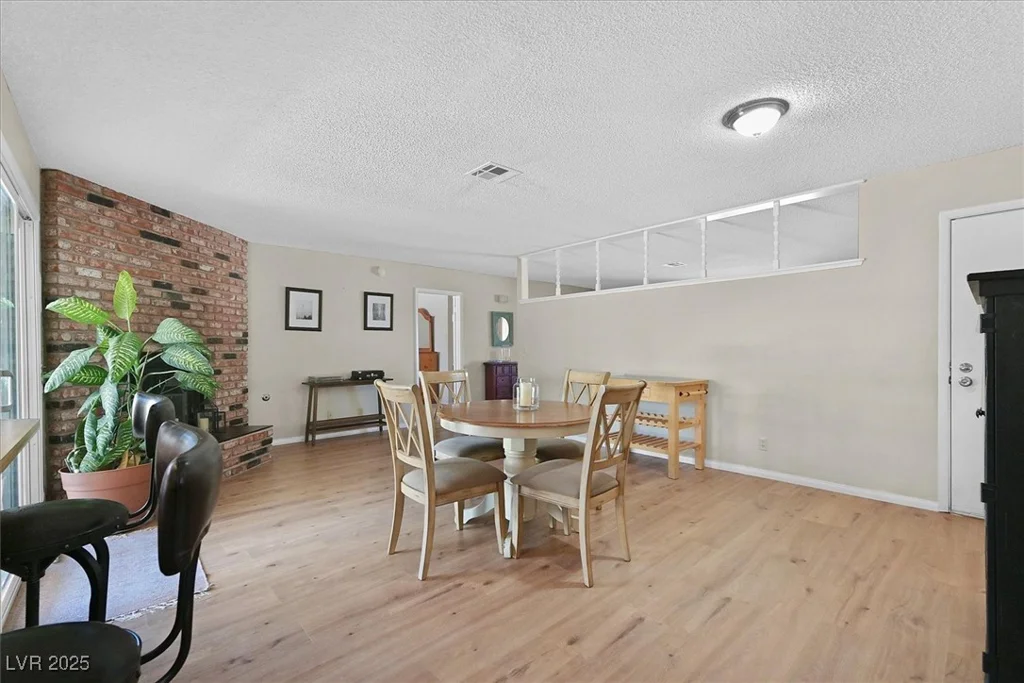 7113 Carrondale, Las Vegas, NV 89128