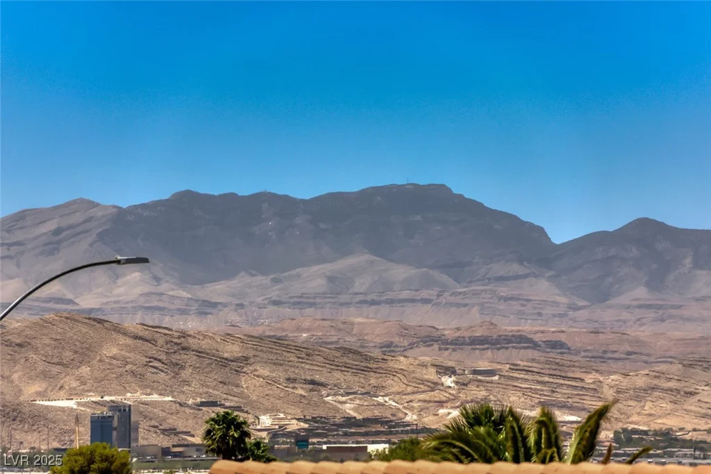 1641 Rockcrest Hills, Henderson, NV 89052