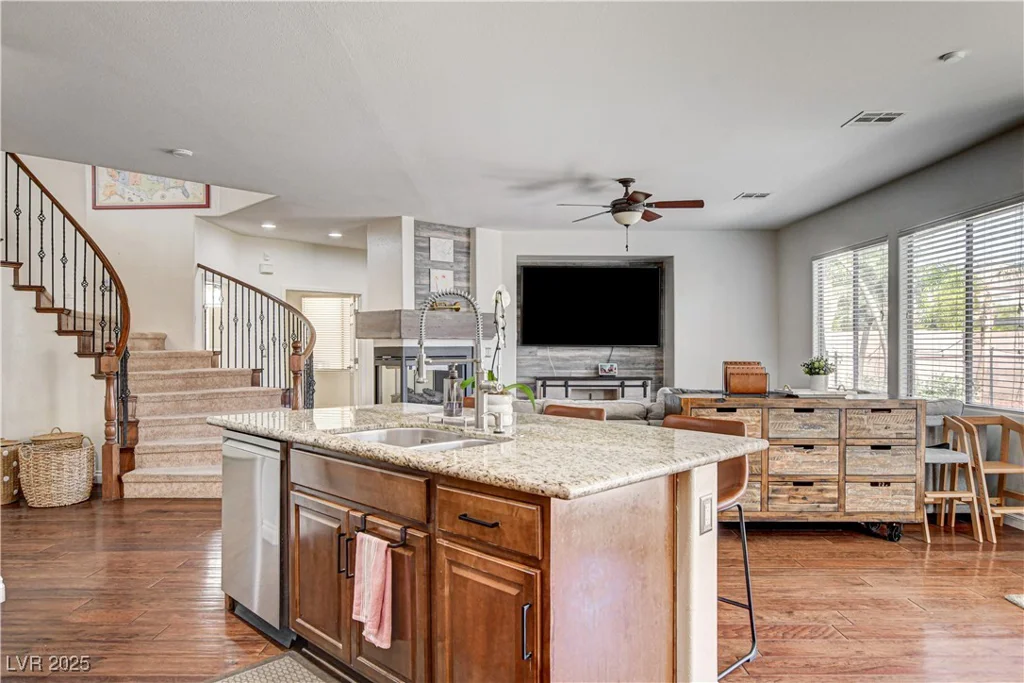1717 Jake Andrew, North Las Vegas, NV 89086