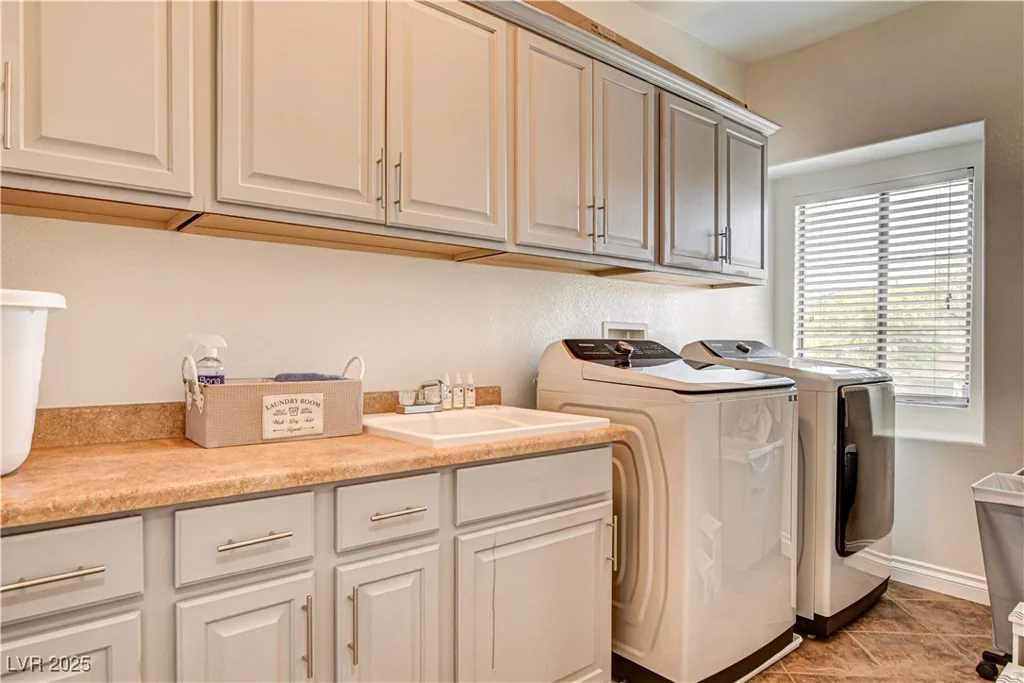1717 Jake Andrew, North Las Vegas, NV 89086