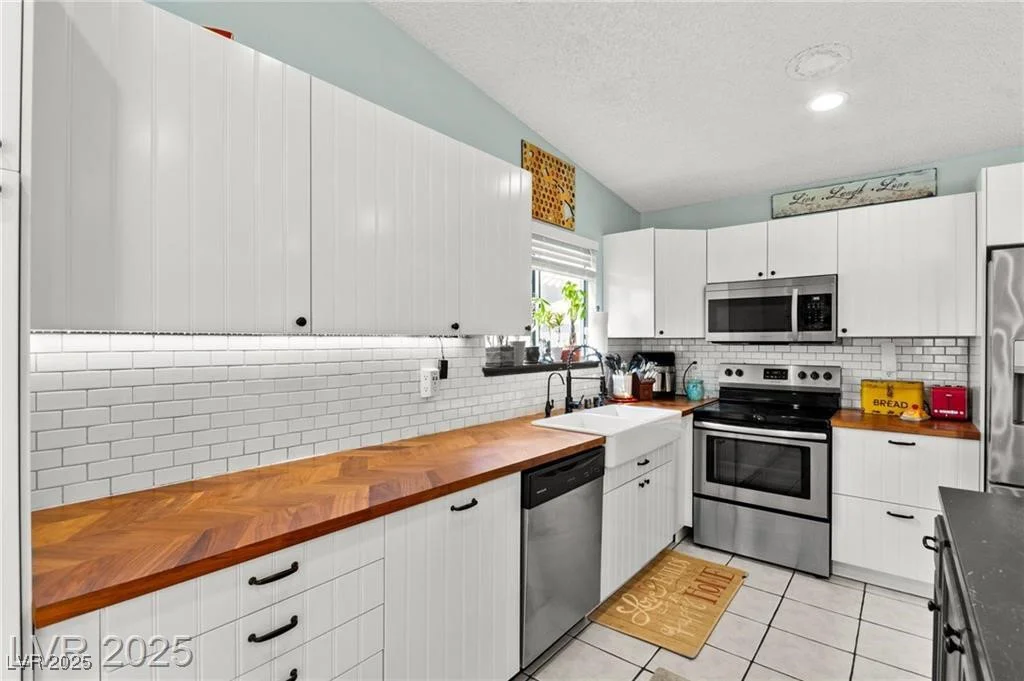 2426 La Pluma, Henderson, NV 89014