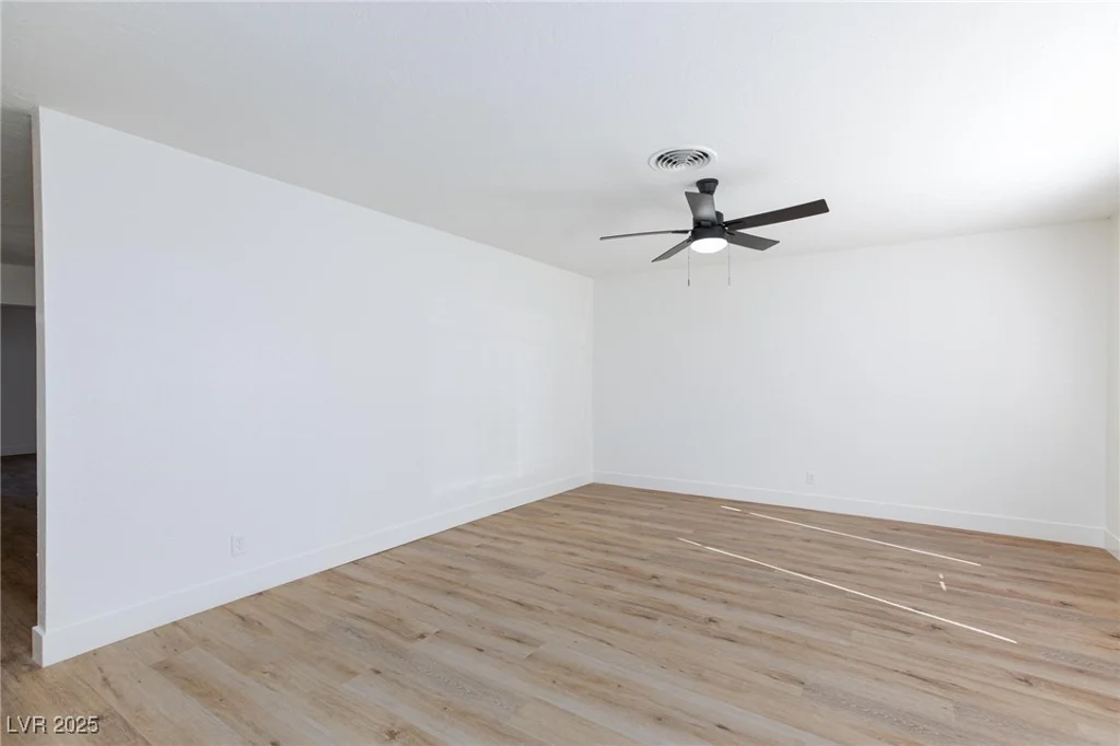 2112 Los Altos, Las Vegas, NV 89102