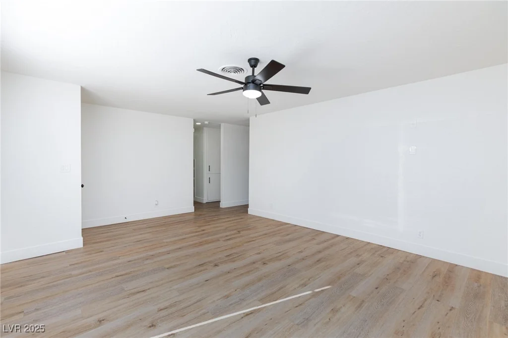 2112 Los Altos, Las Vegas, NV 89102