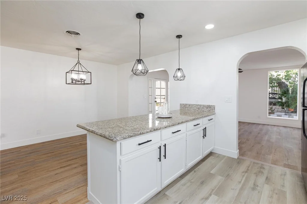 2112 Los Altos, Las Vegas, NV 89102