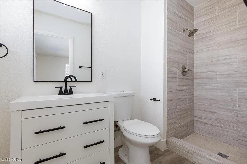 2112 Los Altos, Las Vegas, NV 89102