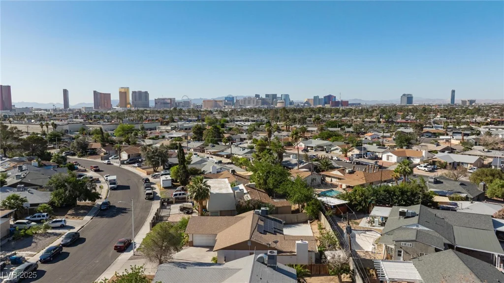 2112 Los Altos, Las Vegas, NV 89102