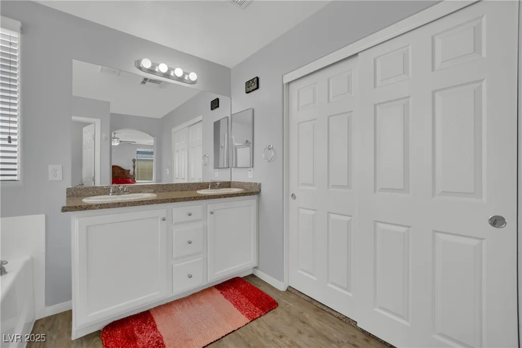 9131 Grand Sunburst, Las Vegas, NV 89149