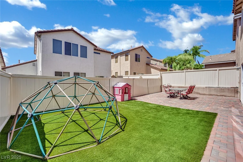 9131 Grand Sunburst, Las Vegas, NV 89149