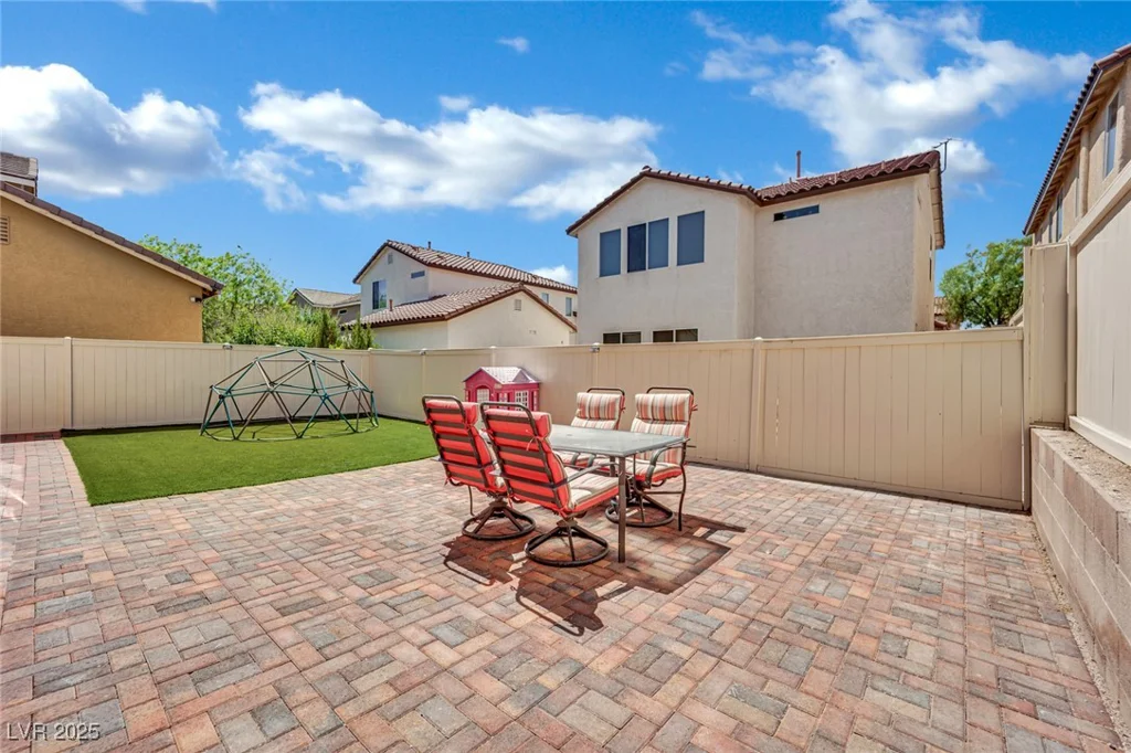 9131 Grand Sunburst, Las Vegas, NV 89149