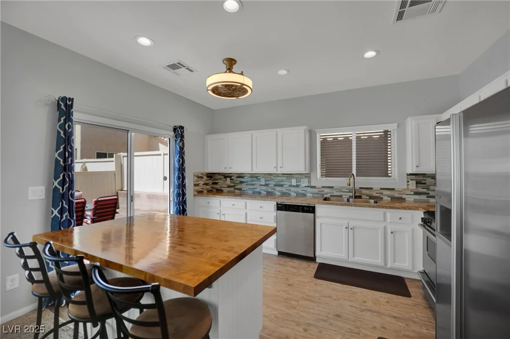 9131 Grand Sunburst, Las Vegas, NV 89149