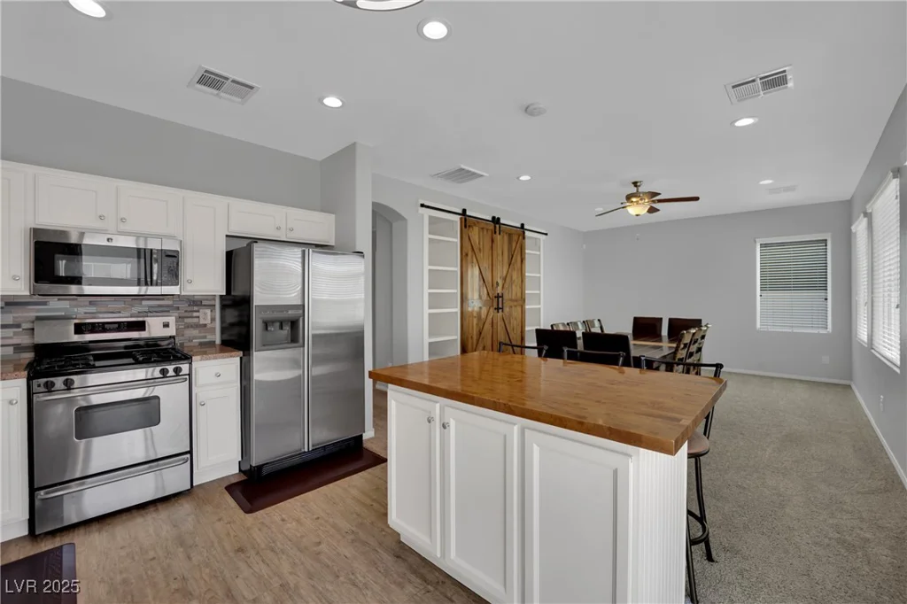 9131 Grand Sunburst, Las Vegas, NV 89149