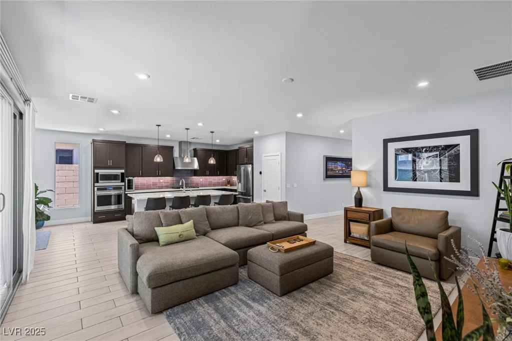 9785 Granite Mesa, Las Vegas, NV 89141