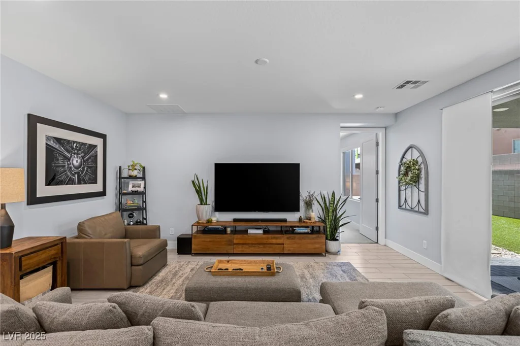 9785 Granite Mesa, Las Vegas, NV 89141