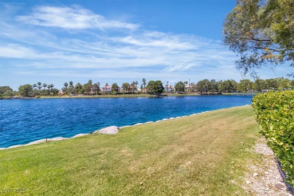 2537 Seascape, Las Vegas, NV 89128