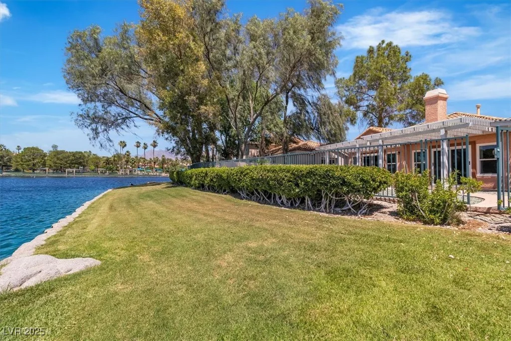 2537 Seascape, Las Vegas, NV 89128