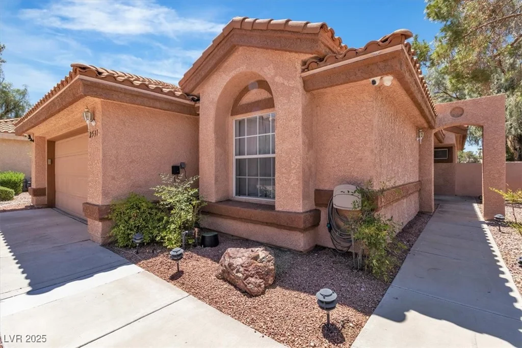 2537 Seascape, Las Vegas, NV 89128