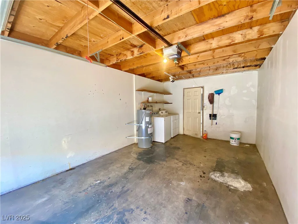 5215 Gray, Las Vegas, NV 89119