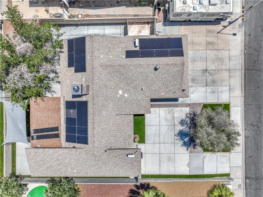905 Smith, Las Vegas, NV 89108
