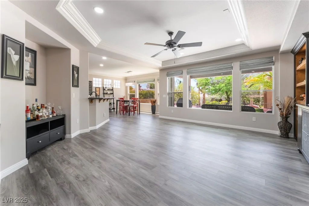 10331 Rio De Thule, Las Vegas, NV 89135