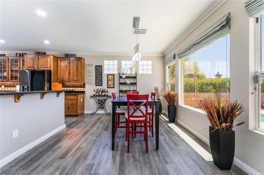 10331 Rio De Thule, Las Vegas, NV 89135