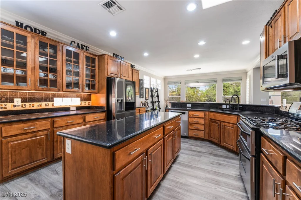 10331 Rio De Thule, Las Vegas, NV 89135