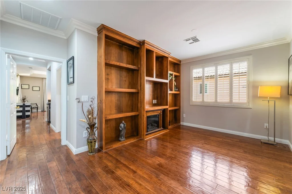 10331 Rio De Thule, Las Vegas, NV 89135