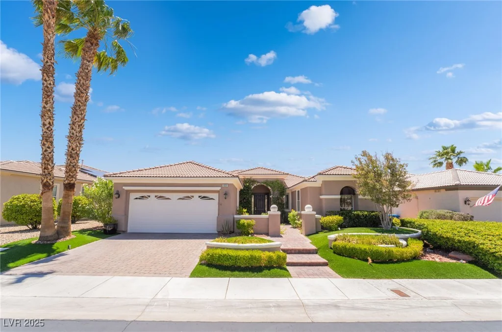 10331 Rio De Thule, Las Vegas, NV 89135