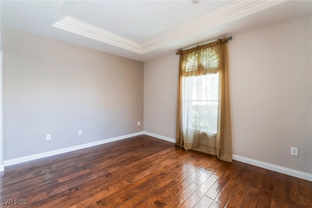 10331 Rio De Thule, Las Vegas, NV 89135
