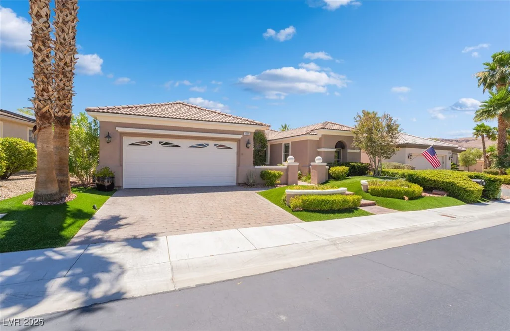 10331 Rio De Thule, Las Vegas, NV 89135