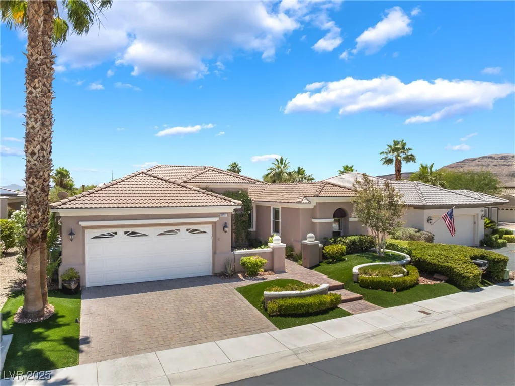 10331 Rio De Thule, Las Vegas, NV 89135