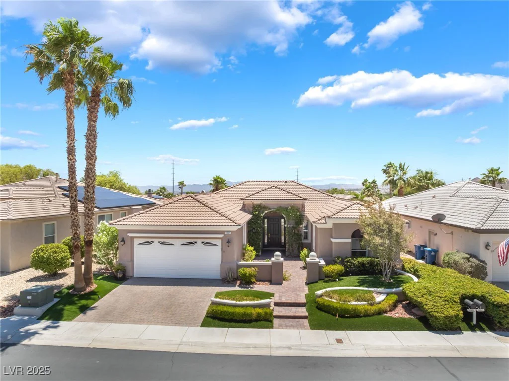 10331 Rio De Thule, Las Vegas, NV 89135
