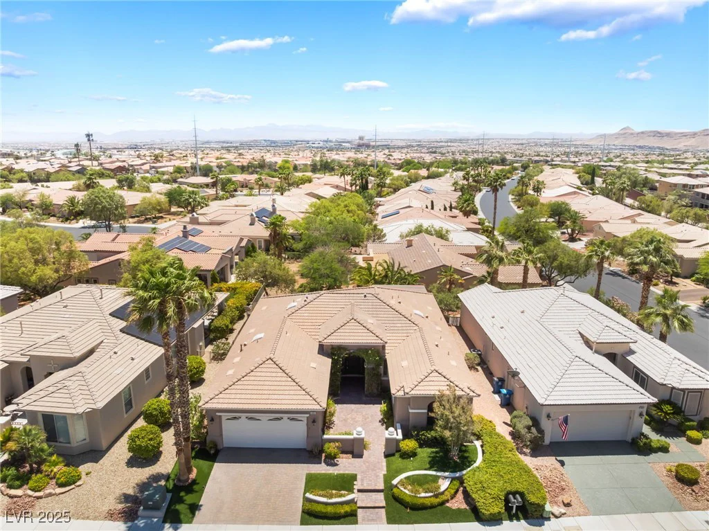 10331 Rio De Thule, Las Vegas, NV 89135