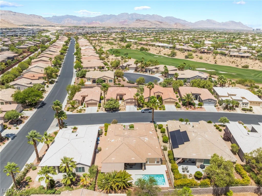 10331 Rio De Thule, Las Vegas, NV 89135