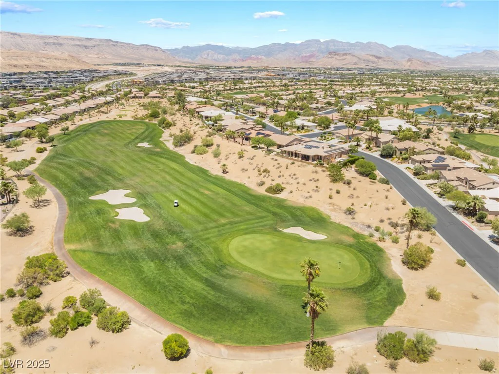 10331 Rio De Thule, Las Vegas, NV 89135