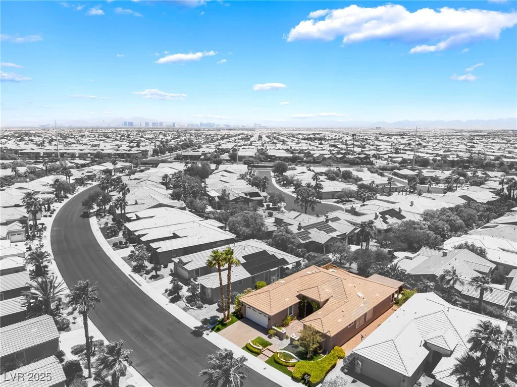 10331 Rio De Thule, Las Vegas, NV 89135
